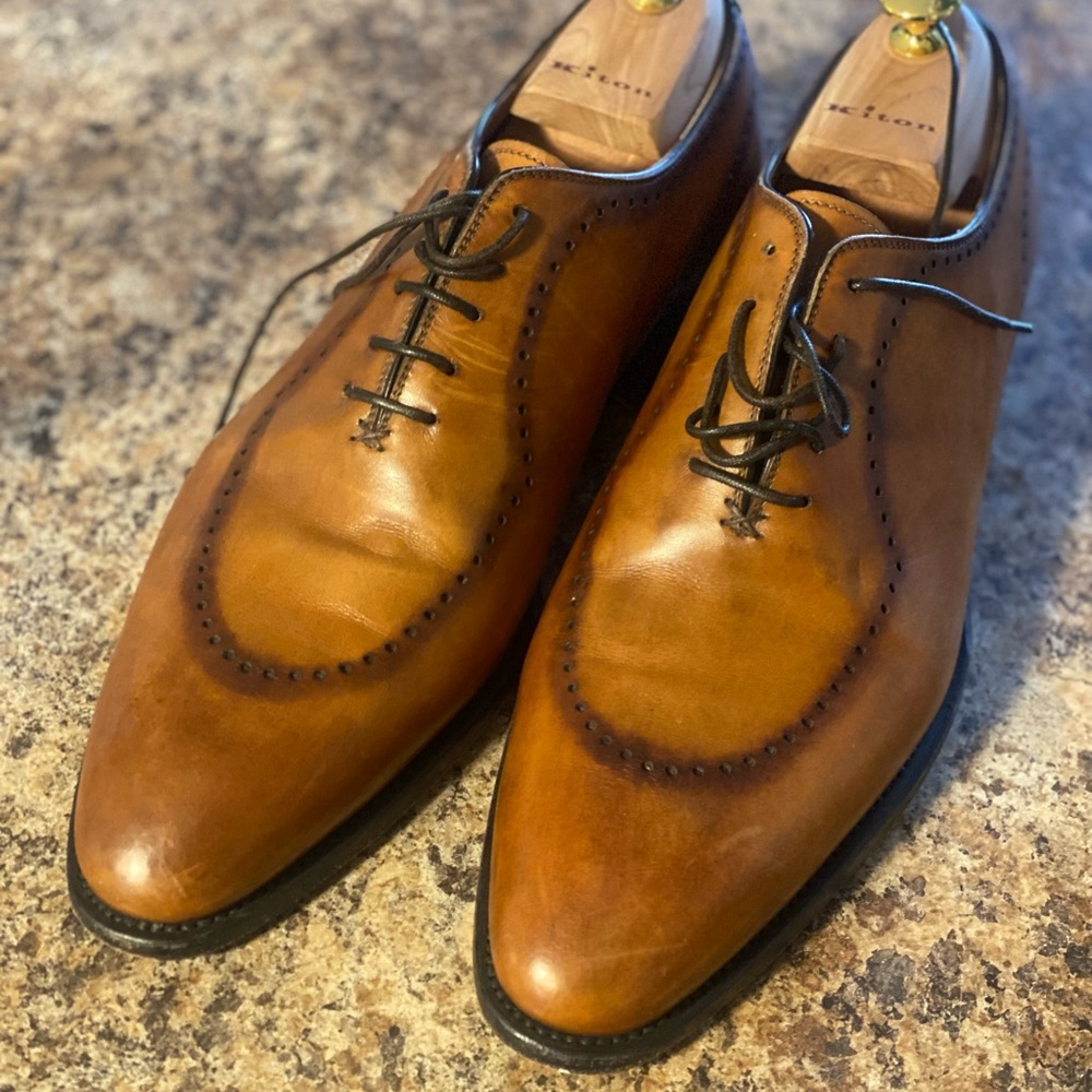 COPY - Kiton Brown Oxford Shoes with Wingtip Design and High-Quality Leather
